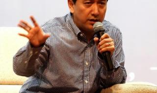 女儿漂亮闺蜜住进我家的说说