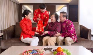 过年回家给父母买什么